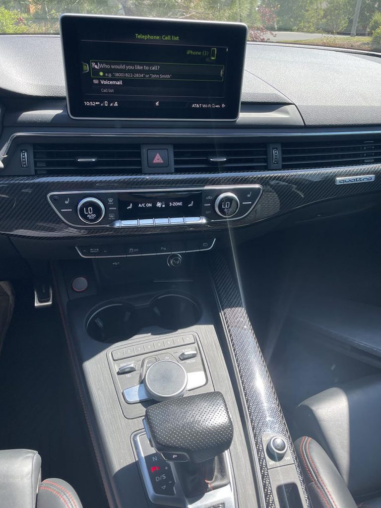 2018 Audi RS5 Console