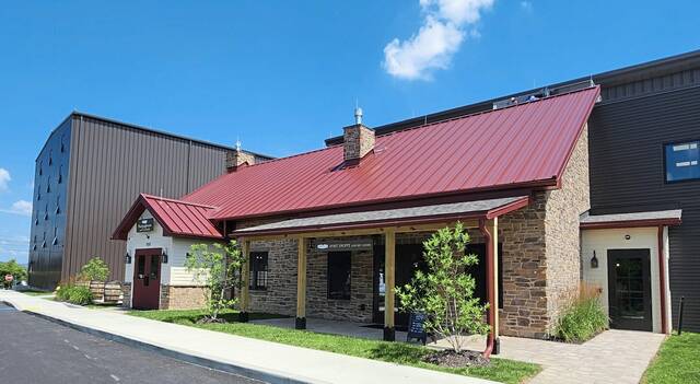 6452897 web1 PTR LibertyPole