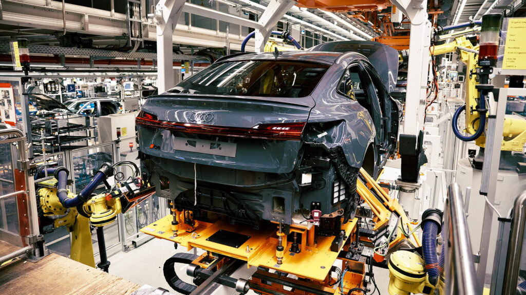 Audi Factory