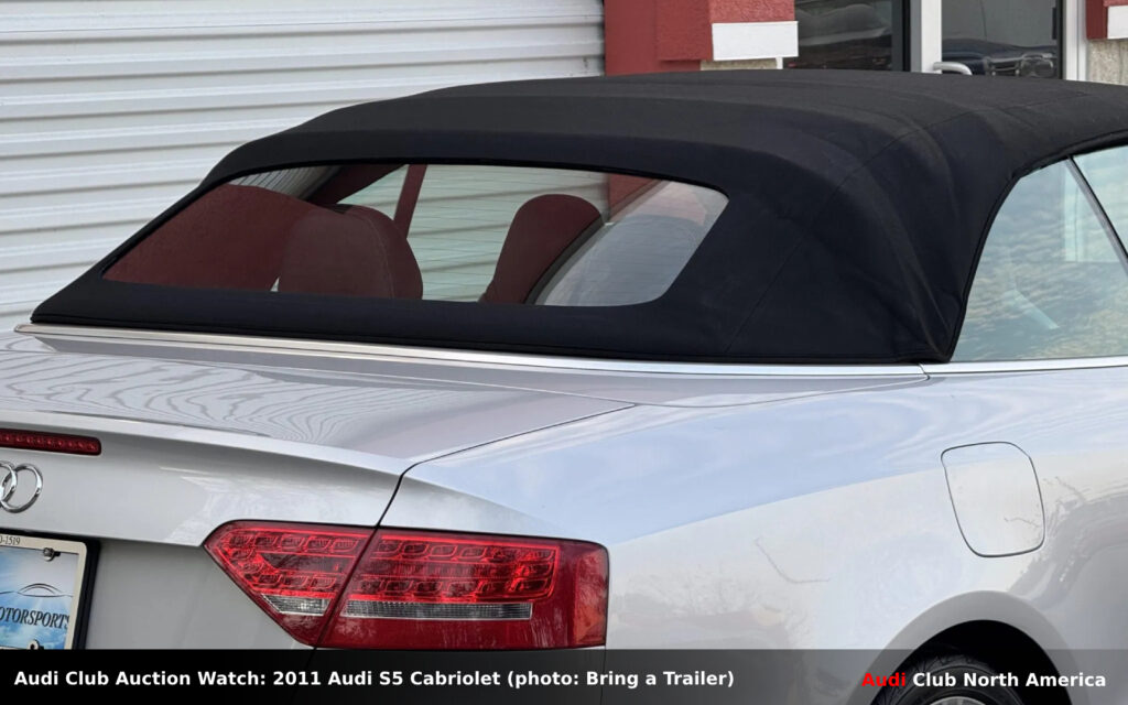 bt 2011 S5cab24 2wlogo