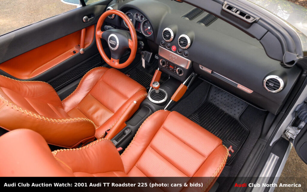 cb 2001 TTrlsm 3wlogo