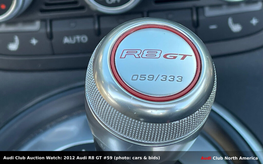cb 2012 R8GT59 2wlogo