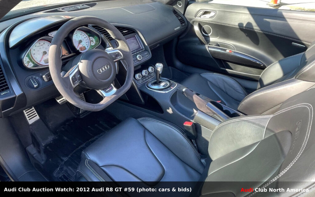 cb 2012 R8GT59 3wlogo