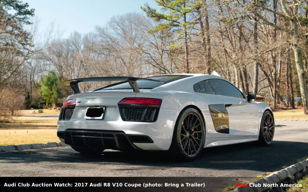 bt 2017 R8c10 2wlogo