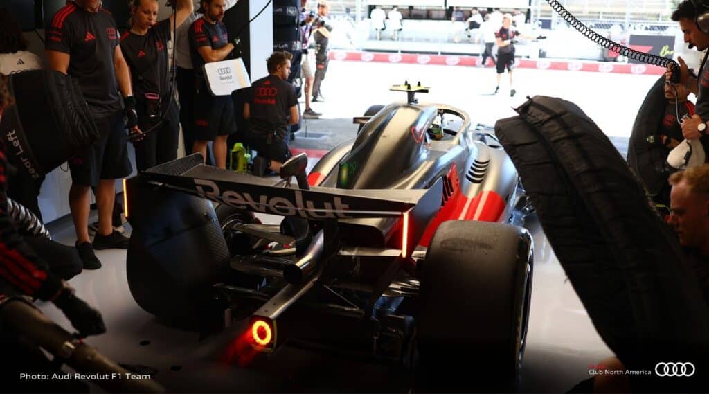 Audi R26